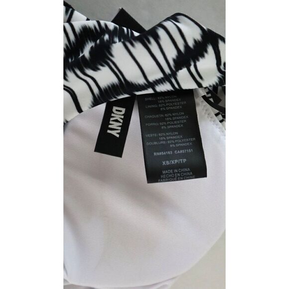 DKNY DI2TP462 Women's Sz XS Black/White Printed Square-Neck Bikini Top $68 - Picture 4 of 6
